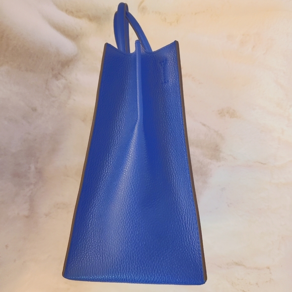 Michael Kors Large Mercer handbag - Picture 4 of 7